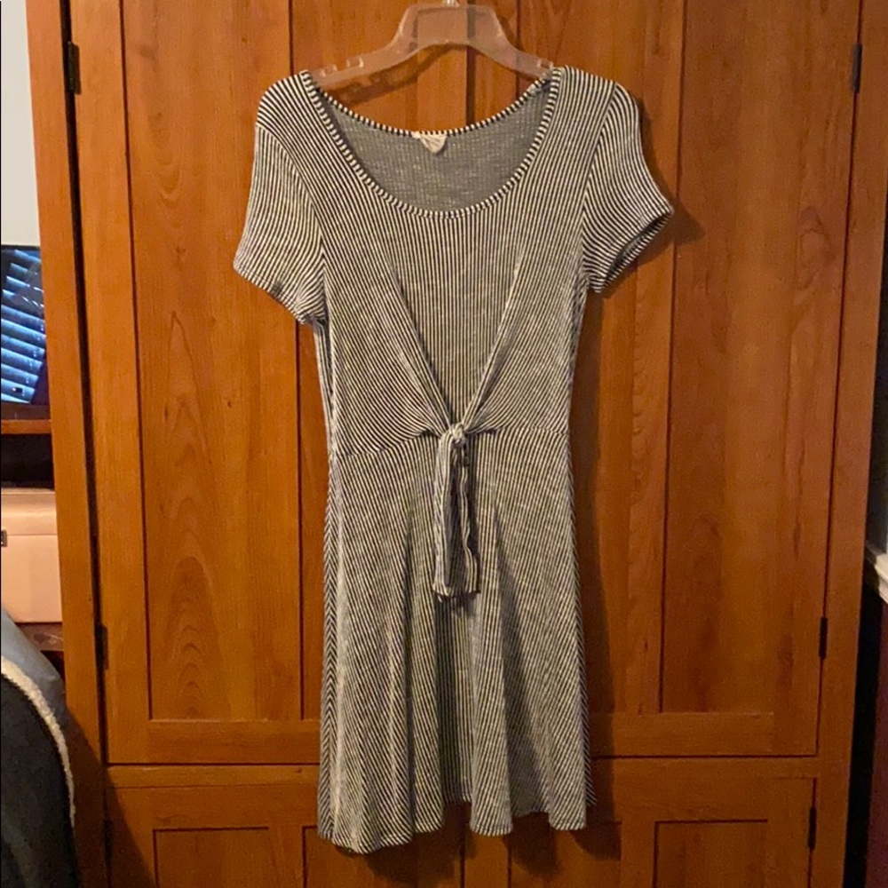Juniors striped casual dress *like new*